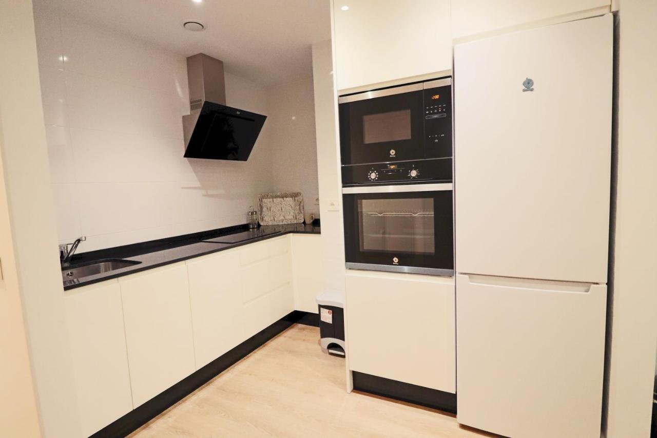Poeta 2 Bedroom Apartment Фуэнхирола Экстерьер фото
